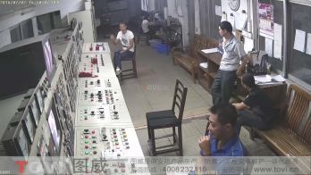 200萬像素-某工廠機電控制中心超清視頻監控效果錄像演示